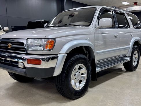 Used 1997 Toyota 4Runner Limited AWD/4WD image 10