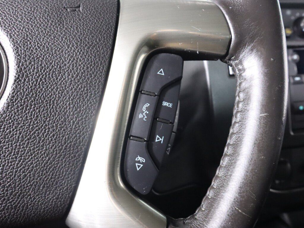 Used 2019 Chevrolet Express 2500 w/ Driver Convenience Package RWD image 13