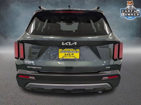 Certified 2023 Kia Sorento X-Line EX AWD/4WD image 5