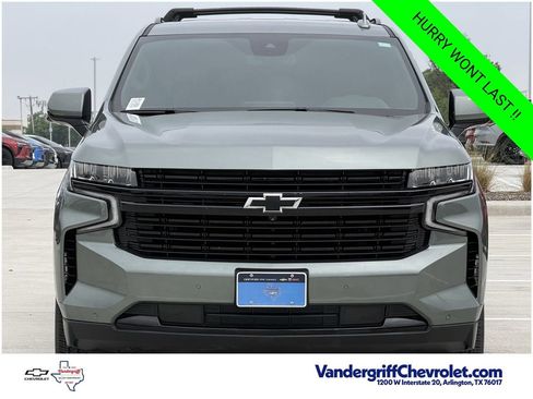Certified 2024 Chevrolet Suburban RST w/ Luxury Package AWD/4WD image 7