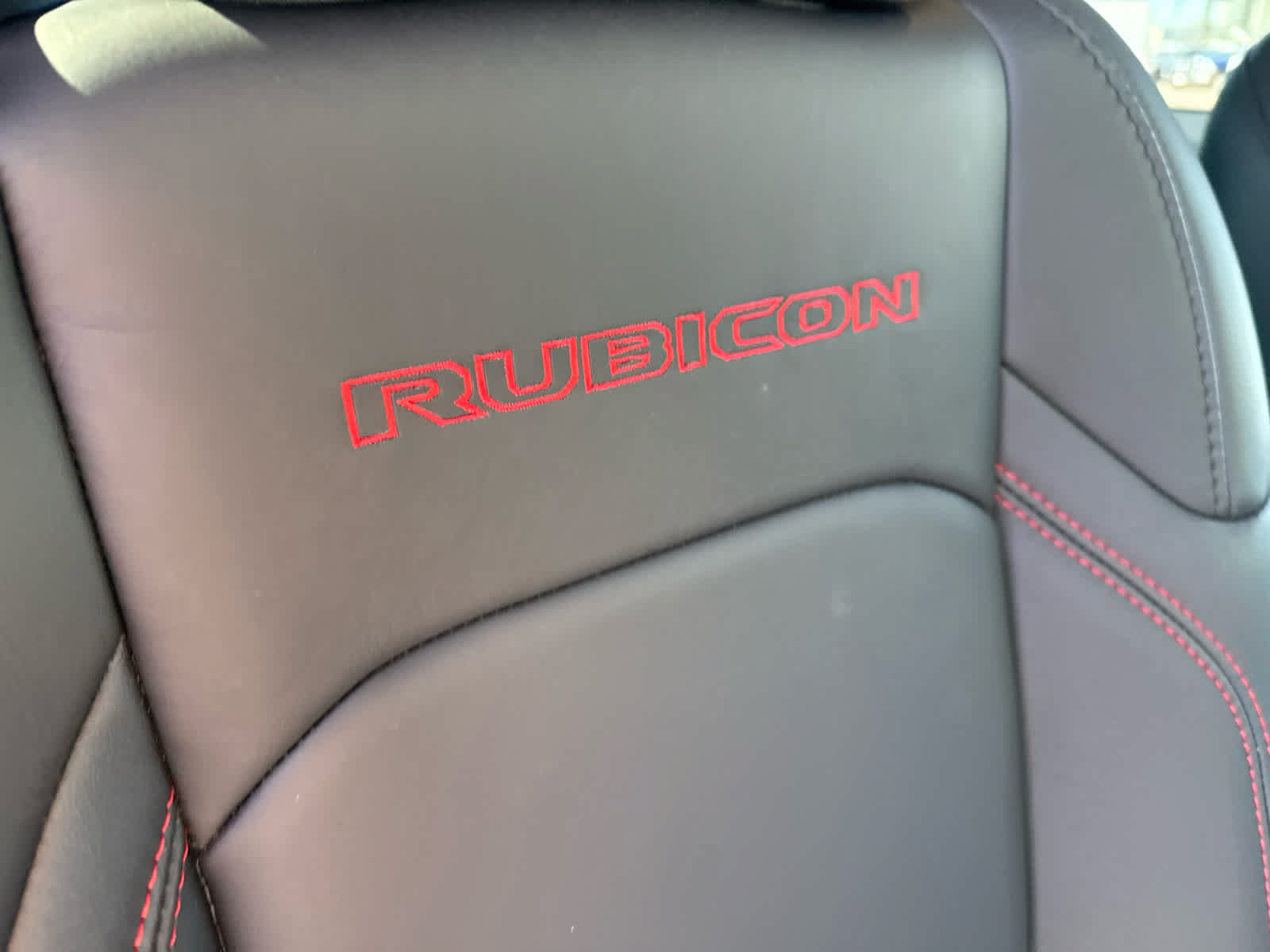 Used 2026 Jeep Wrangler Rubicon AWD/4WD image 14