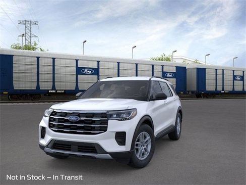 New 2026 Ford Explorer Active image 2
