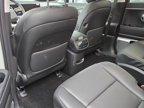 New 2026 Hyundai Ioniq 9 Limited image 12