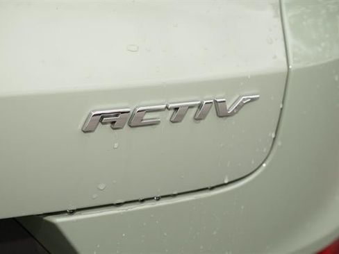 Used 2025 Chevrolet TrailBlazer ACTIV w/ Convenience Package image 11