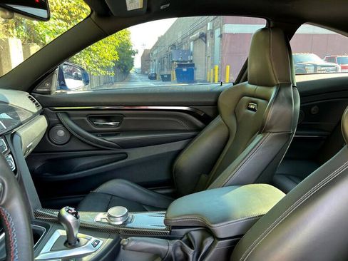 Used 2020 BMW M4 Coupe w/ Competition Package image 23