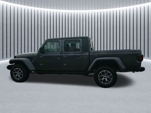 New 2026 Jeep Gladiator Sport image 16