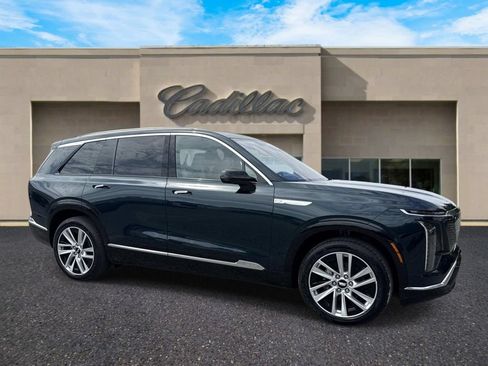 New 2027 Cadillac Vistiq Luxury w/ LPO, Floor Liner Package AWD/4WD image 1