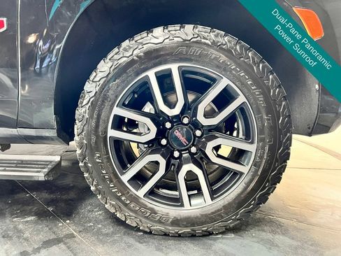 Used 2023 GMC Yukon AT4 AWD/4WD image 11