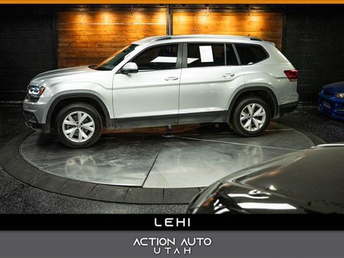 Used 2018 Volkswagen Atlas SE image 1