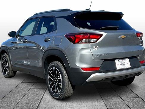 Used 2025 Chevrolet TrailBlazer LT image 12