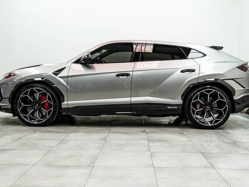 Used 2024 Lamborghini Urus Performante AWD/4WD image 9