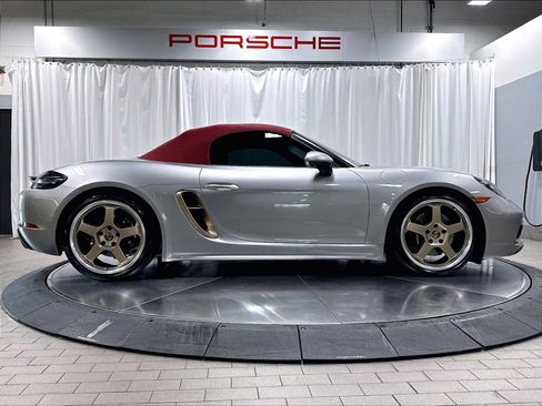 Used 2022 Porsche 718 Boxster RWD image 10
