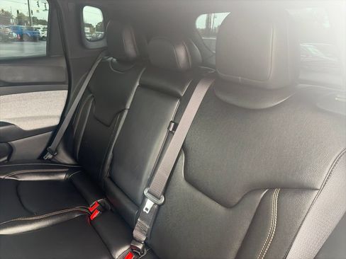 Used 2024 Jeep Compass Latitude AWD/4WD image 25
