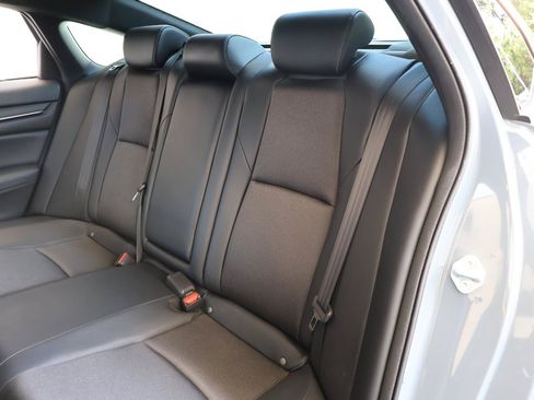 Used 2022 Honda Accord Sport image 21