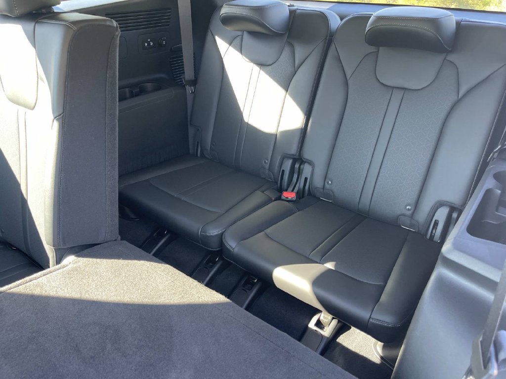 Used 2023 Kia Sorento S w/ Panoramic Sunroof Package AWD/4WD image 20