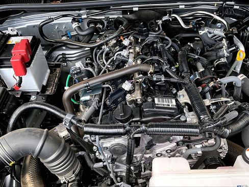 Used 2026 Toyota 4Runner SR5 RWD image 33