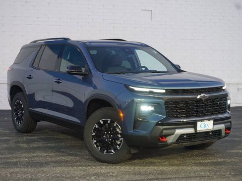 New 2026 Chevrolet Traverse Z71 w/ Driver Confidence Package image 2