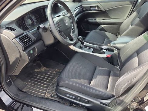 Used 2015 Honda Accord Sport image 3
