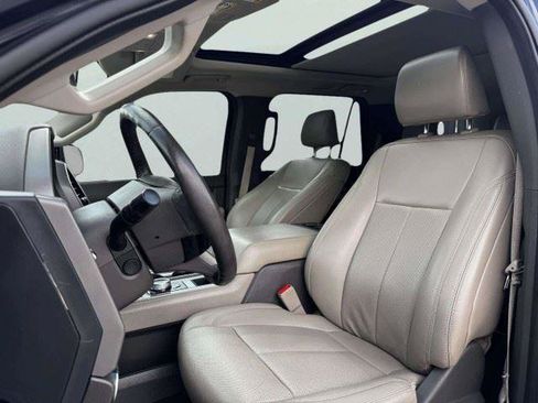 Used 2021 Ford Expedition XLT RWD image 21