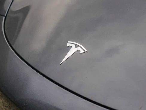 Used 2021 Tesla Model 3 Performance AWD/4WD image 3