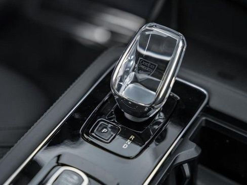 New 2026 Volvo XC90 B6 Plus w/ Protection Package Premier image 23