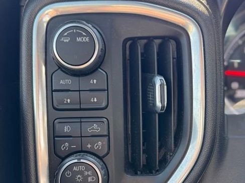 Used 2021 Chevrolet Silverado 2500 LT w/ Texas Edition image 20