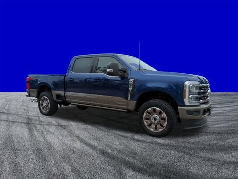 New 2026 Ford F250 King Ranch w/ FX4 Off-Road Package image 2