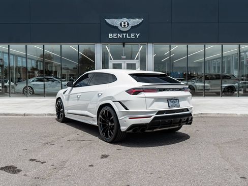Used 2024 Lamborghini Urus S AWD/4WD image 8