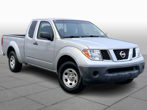 Used 2006 Nissan Frontier XE w/ (G01) XE Preferred Pkg image 2