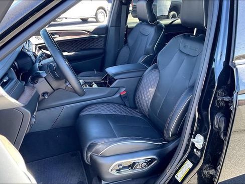 Certified 2025 Jeep Grand Cherokee L Summit AWD/4WD image 27