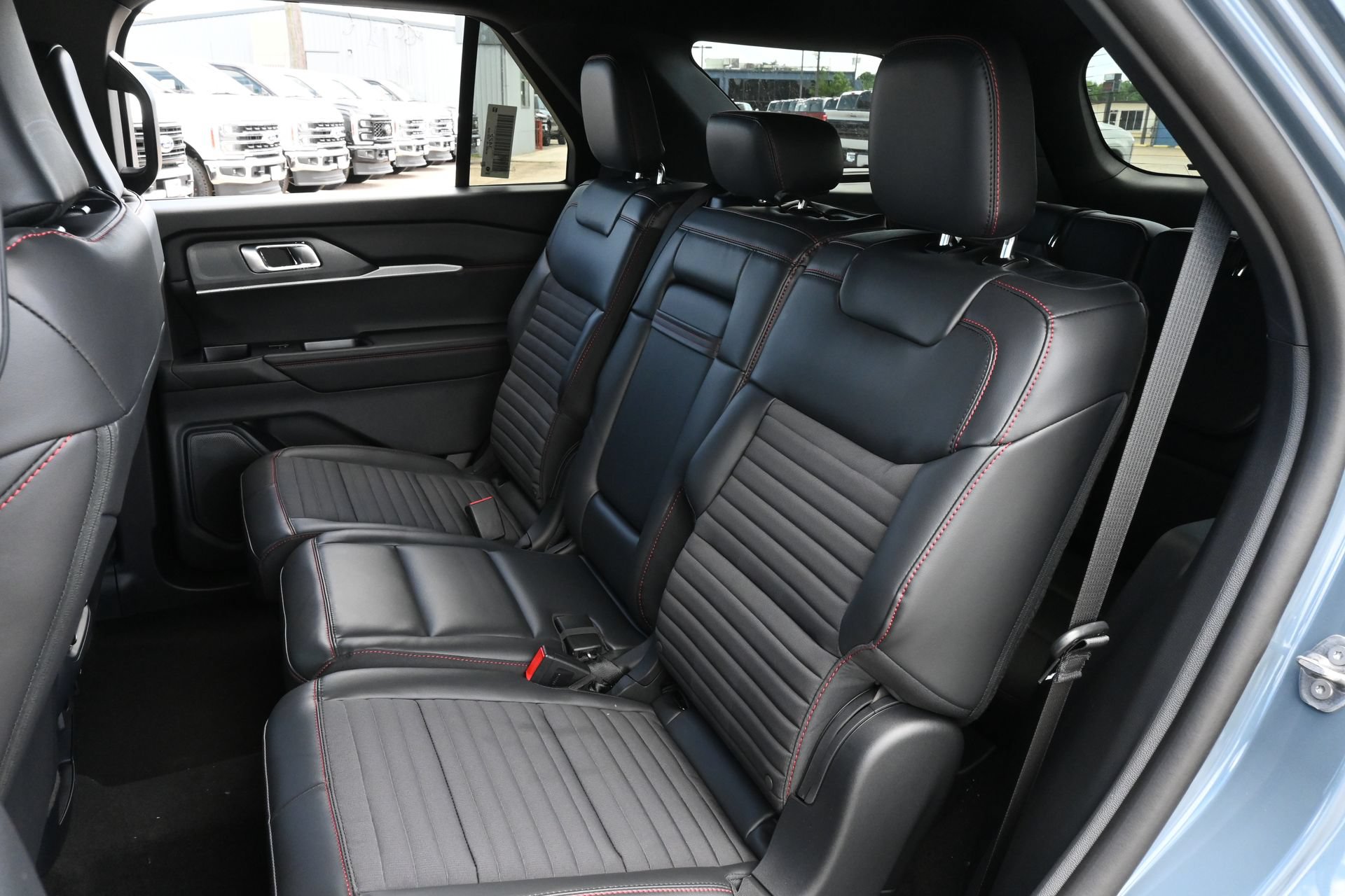 New 2026 Ford Explorer ST-Line w/ Premium Package RWD image 18