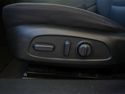 Used 2022 Chevrolet Malibu LT image 17