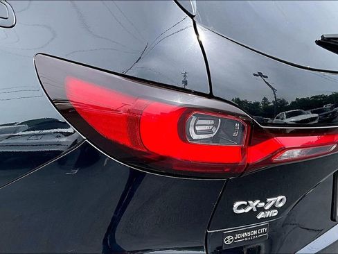 Used 2025 MAZDA CX-70 3.3 Turbo w/ Preferred Package AWD/4WD image 30