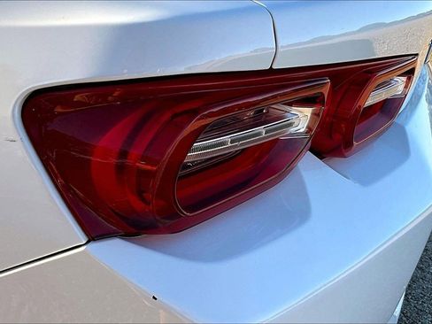 Used 2023 Chevrolet Camaro LT image 31