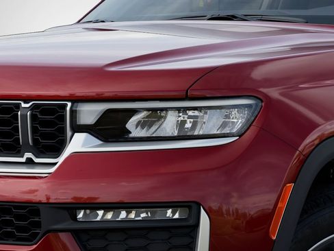 New 2026 Jeep Grand Cherokee L Limited w/ Trailer Tow Package AWD/4WD image 10