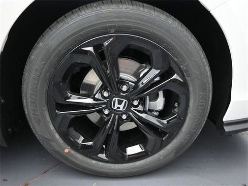 New 2025 Honda Accord SE image 27