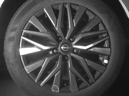 Used 2025 Nissan Altima 2.5 SV image 15