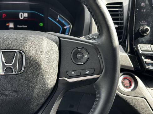 Certified 2024 Honda Odyssey EX-L image 11