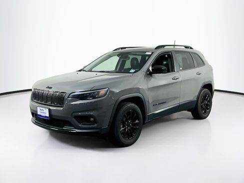 Used 2023 Jeep Cherokee Altitude Lux w/ Lux Elite Package AWD/4WD image 1