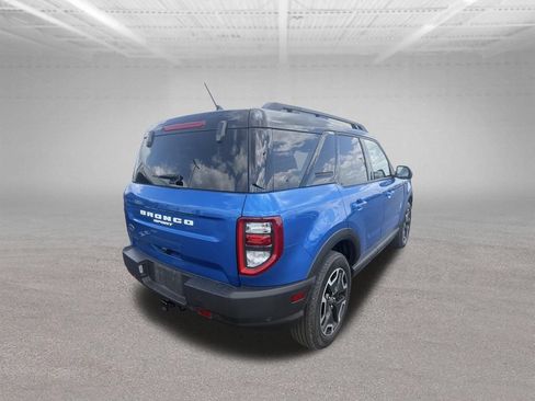 Used 2022 Ford Bronco Sport Outer Banks w/ Tech Package AWD/4WD image 4