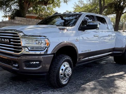 Used 2021 RAM 3500 Limited AWD/4WD image 3