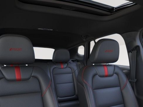 New 2026 Chevrolet Trax RS w/ Sunroof Package FWD image 25