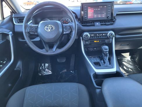 Used 2019 Toyota RAV4 XLE image 18