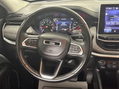 Used 2022 Jeep Compass Latitude AWD/4WD image 15