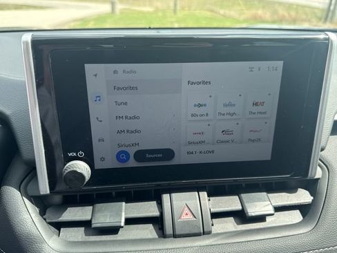 Used 2025 Toyota RAV4 XLE image 25