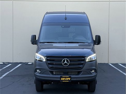 Used 2024 Mercedes-Benz Sprinter 3500 image 26