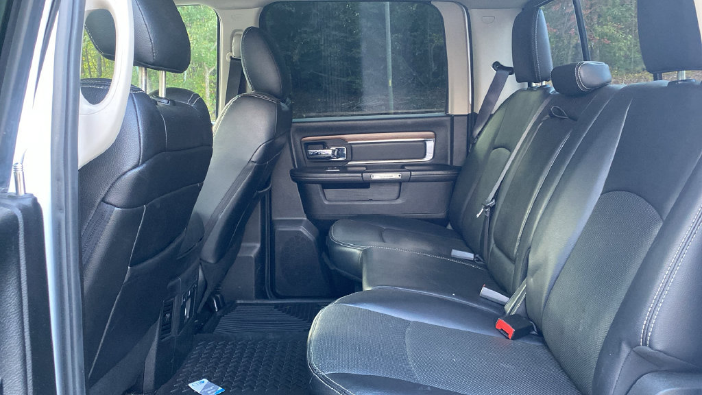 Used 2017 RAM 1500 Laramie w/ Convenience Group AWD/4WD image 14