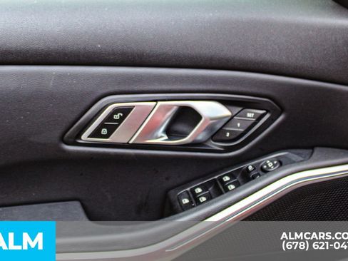 Used 2022 BMW 330i xDrive Sedan AWD/4WD image 33