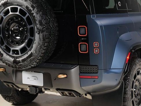 New 2026 Land Rover Defender 110 OCTA AWD/4WD image 29