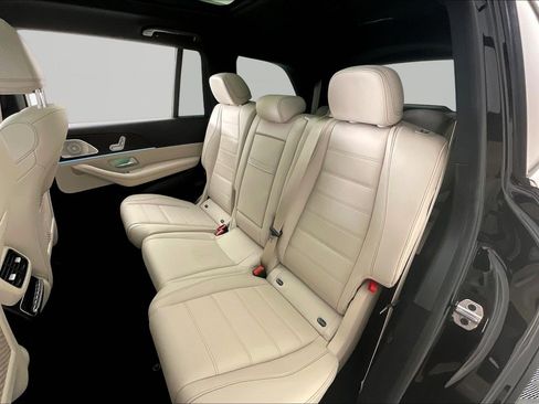 Certified 2023 Mercedes-Benz GLS 450 4MATIC image 22